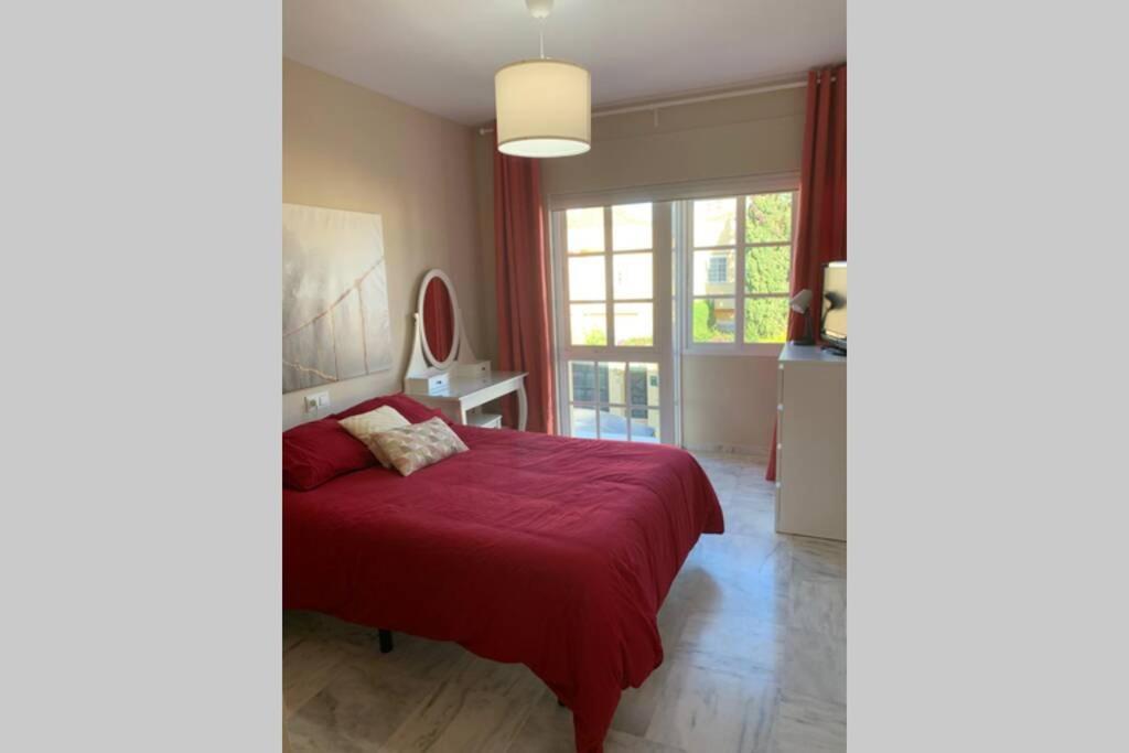 Villa CASA DE LUJO CON PISCINA en la mejor zona de Jerez Jerez de la Frontera Exterior foto